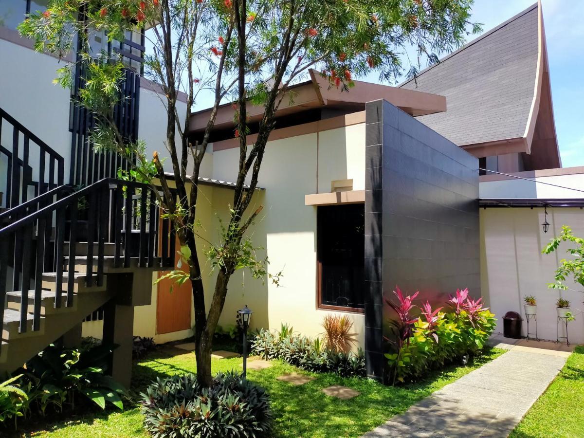 Vimala Hill Villa And Resort - 3 Bedrooms Bogor Exterior foto