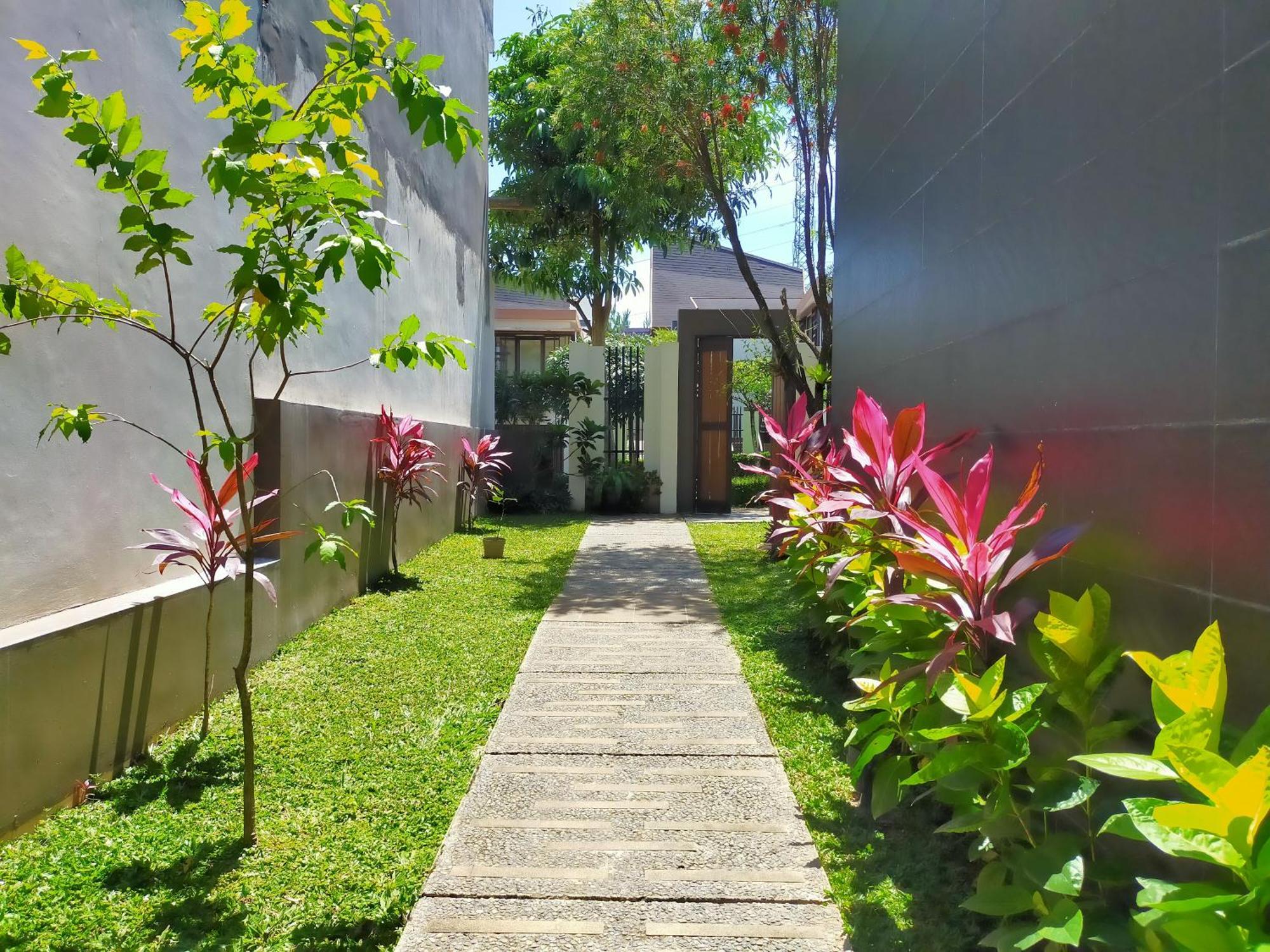 Vimala Hill Villa And Resort - 3 Bedrooms Bogor Exterior foto