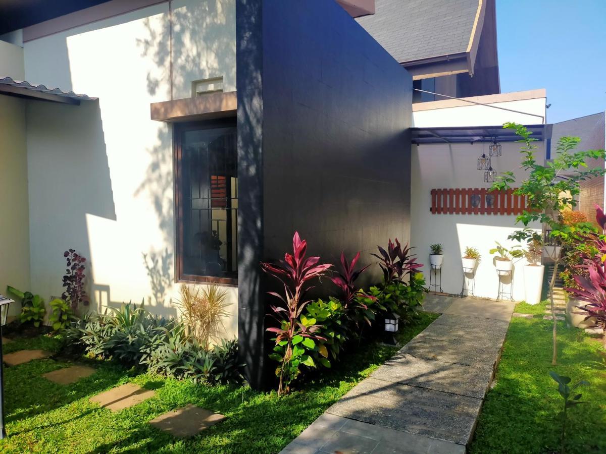 Vimala Hill Villa And Resort - 3 Bedrooms Bogor Exterior foto